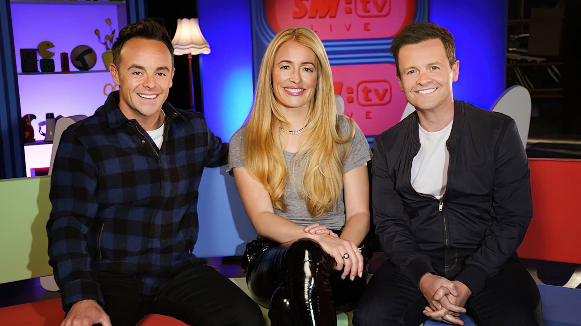 The Story of SM:TV Live backdrop