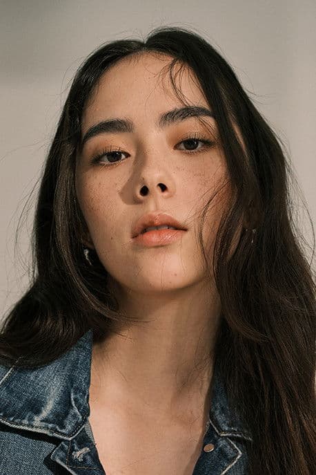 Charlize Lamb profile