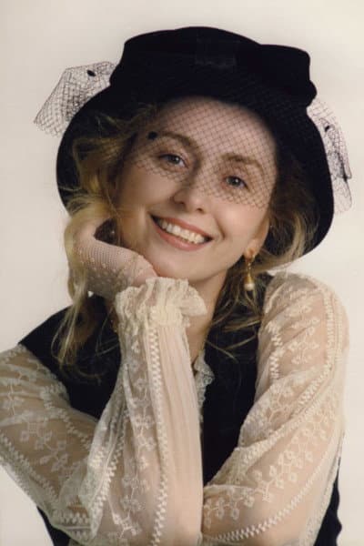 Olga Annenskaya profile