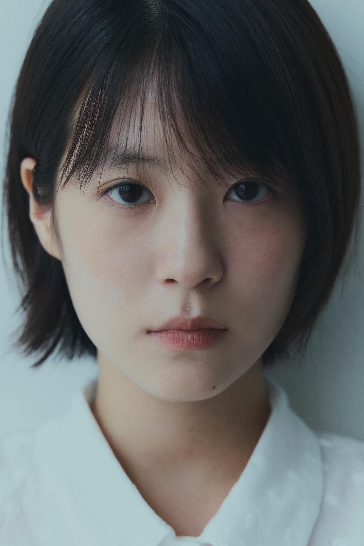 Lee In-young profile