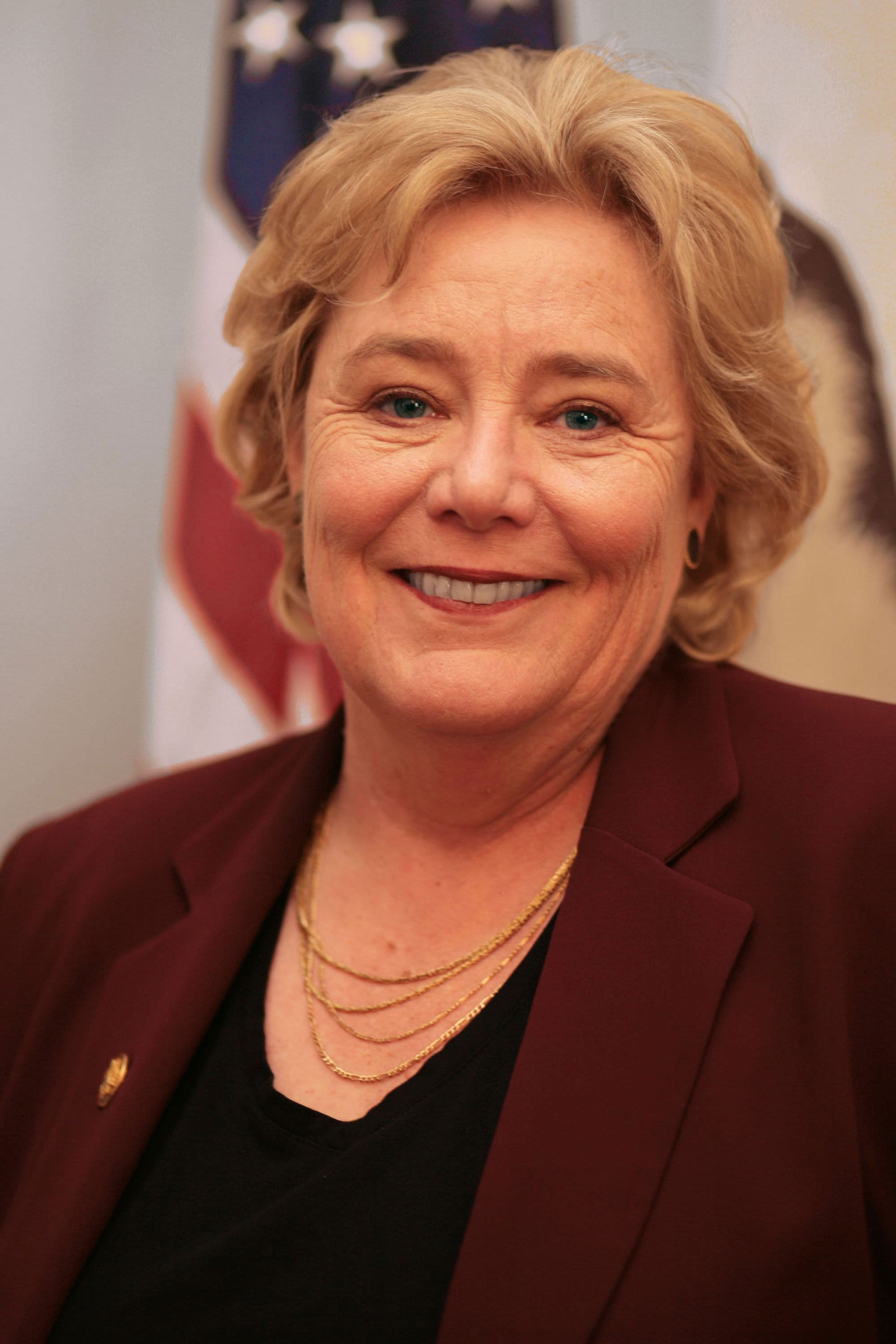 Zoe Lofgren profile
