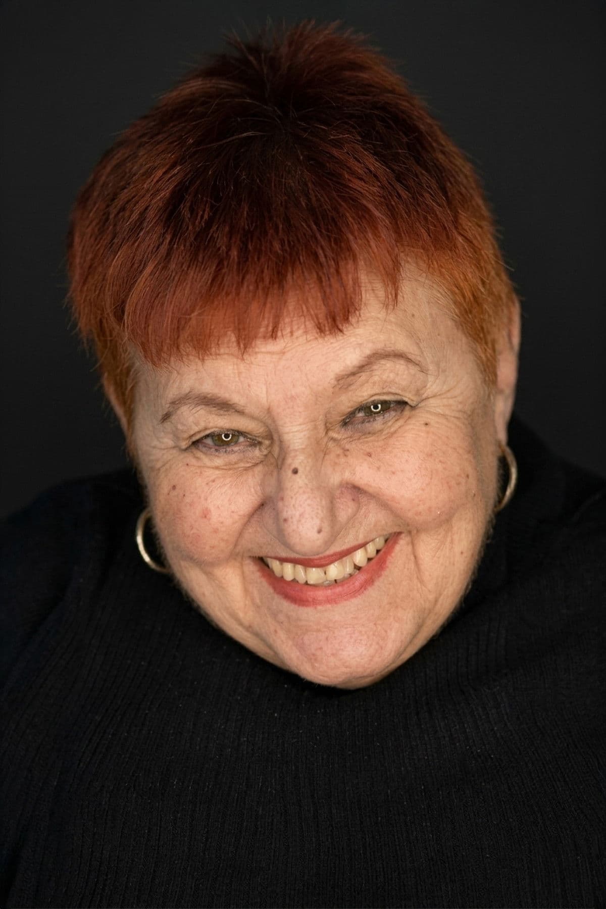 Suna Pekuysal profile