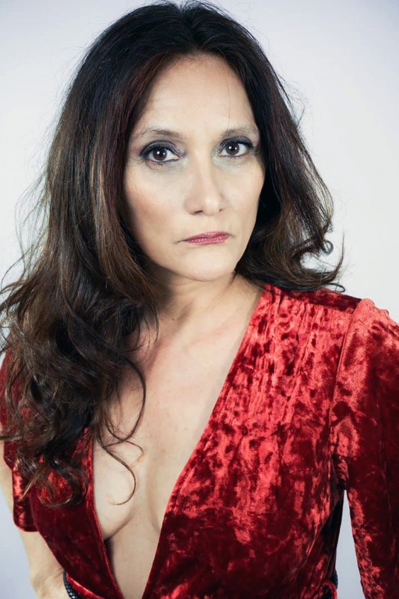 Victoria Aragón profile