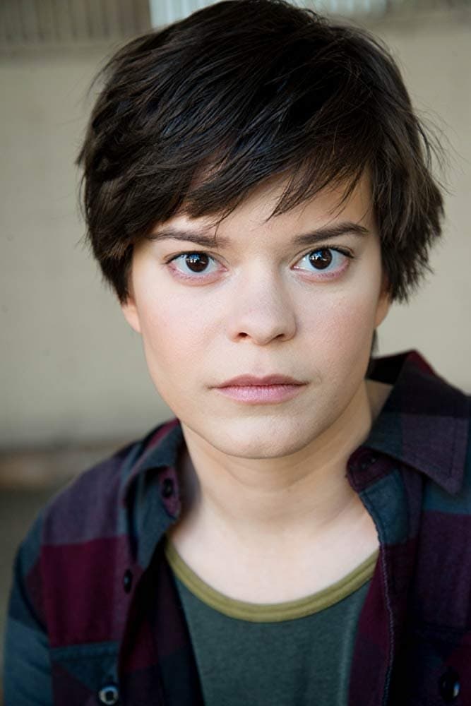 Elizabeth Hinkler profile