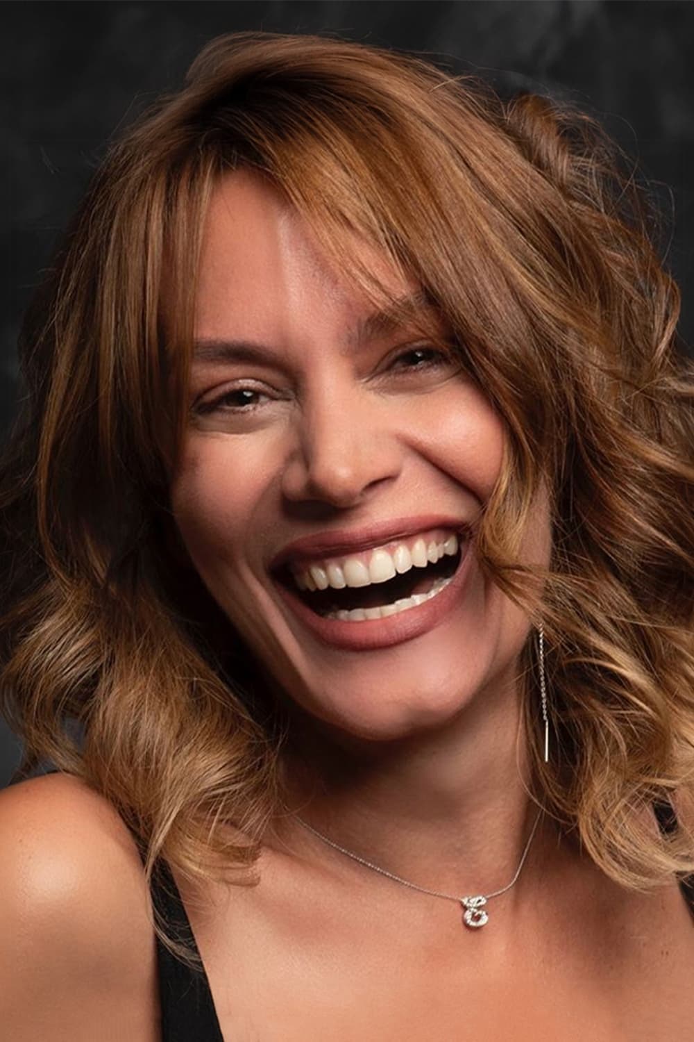 Ebru Cündübeyoğlu profile