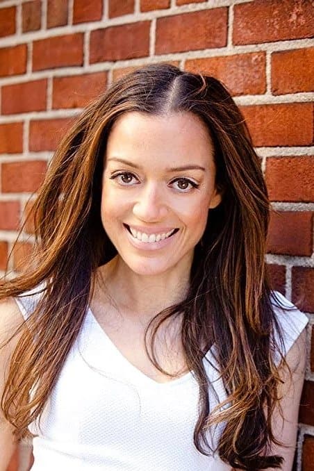 Shirley Roeca profile