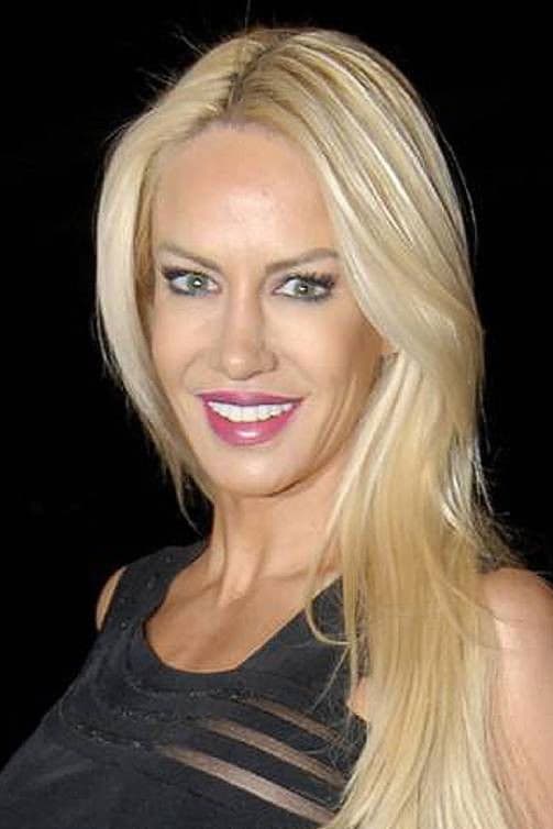 Luciana Salazar profile