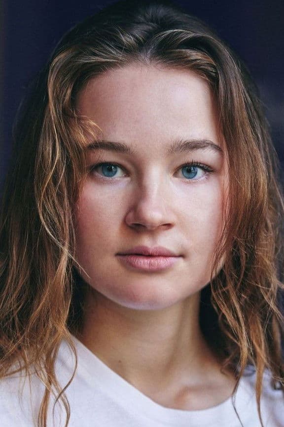 Lorna zu Solms profile