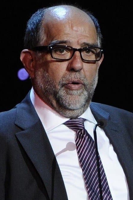 Reyes Abades profile