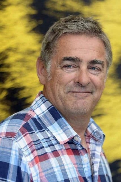 Pascal Plisson profile