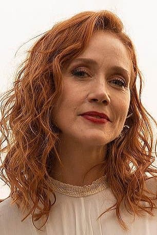 Camila Morgado profile