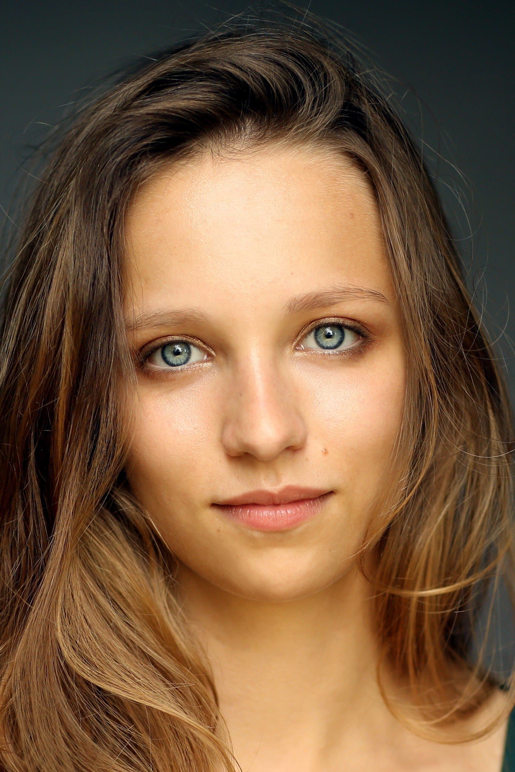 Molly Windsor profile