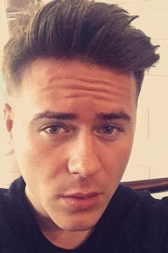 Leon Machère profile