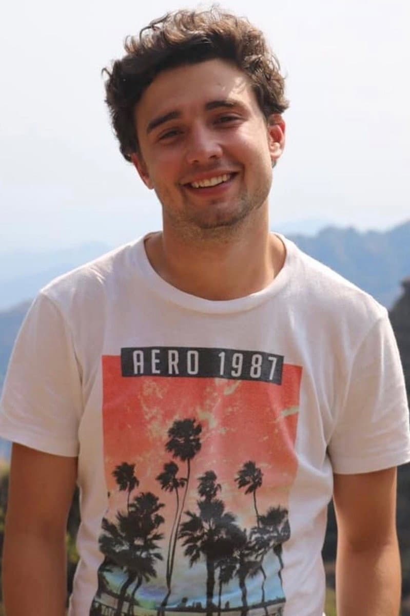 Luis Fernando Schivy profile