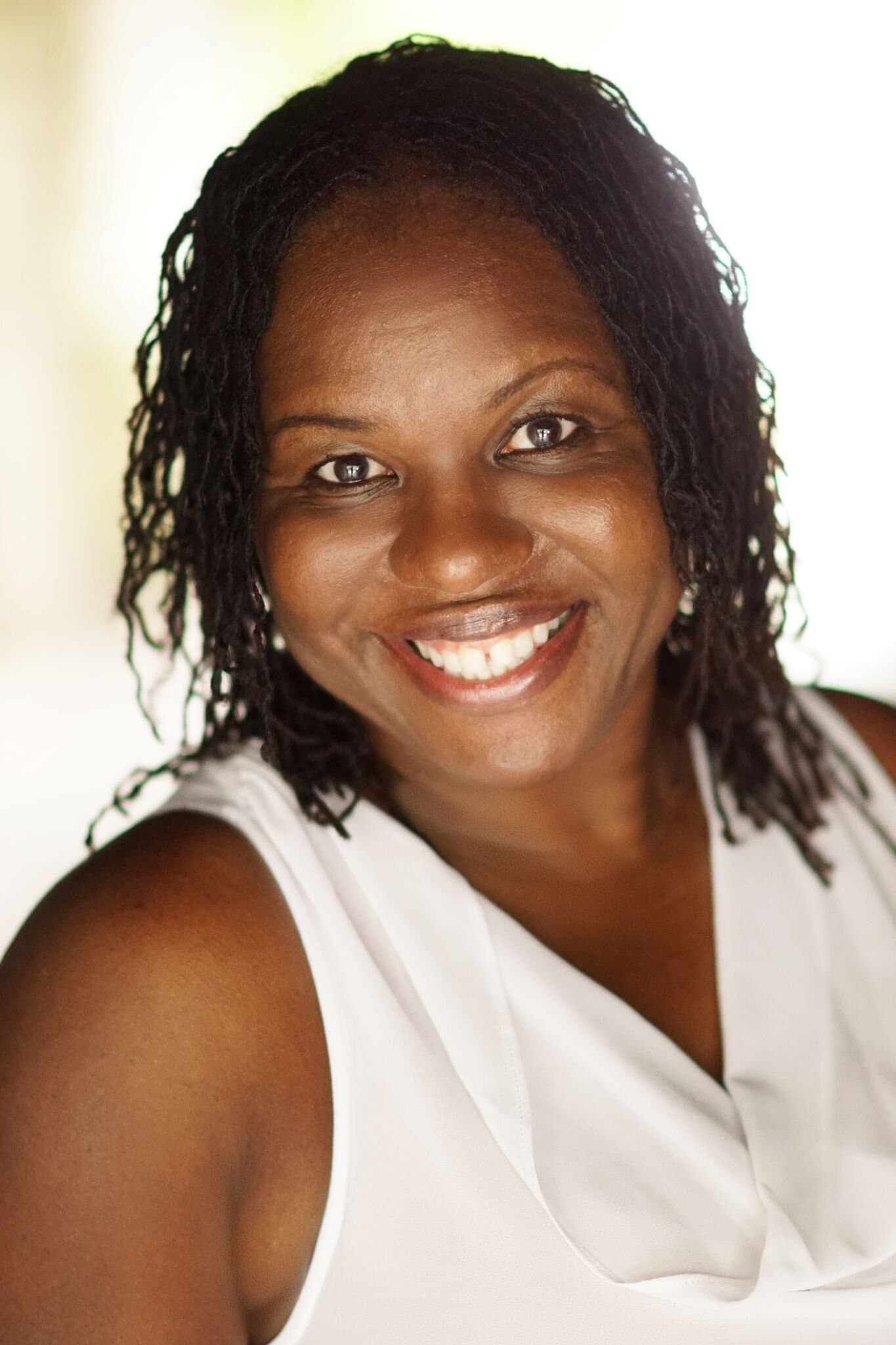 Debra Phillips profile