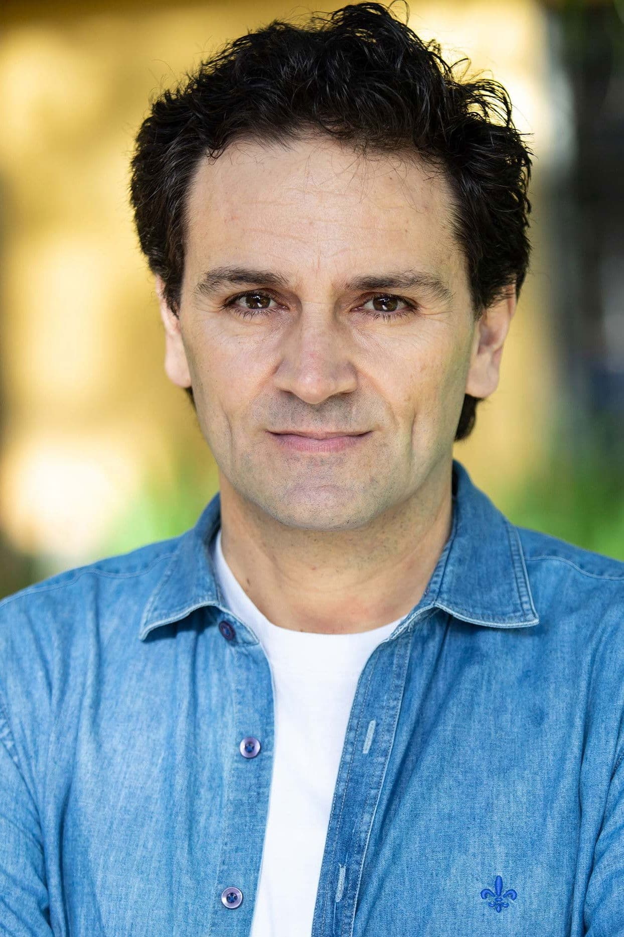 Douglas Simon profile