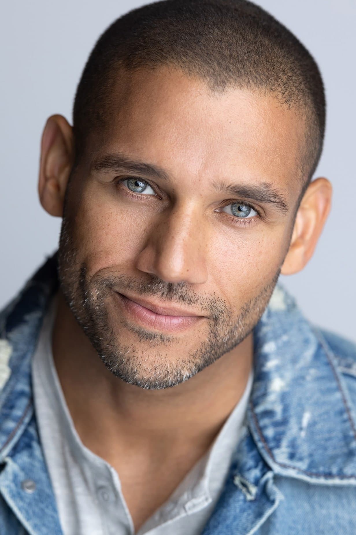 Michel Curiel profile