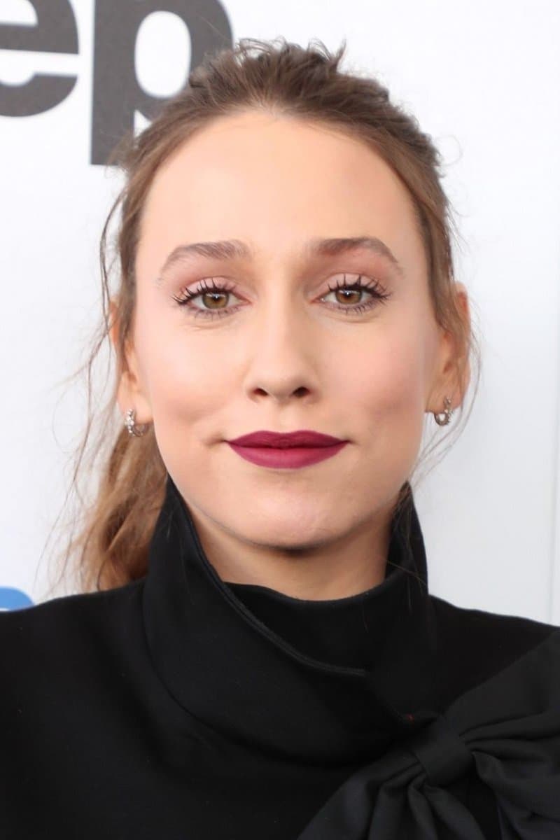 Sarah Sutherland profile