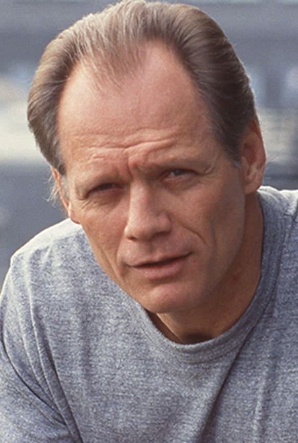 Fred Dryer profile