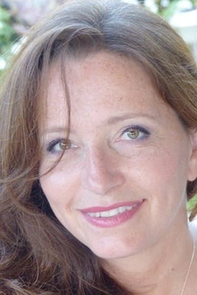 Laura Marine profile