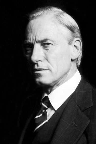 Alan MacNaughtan profile