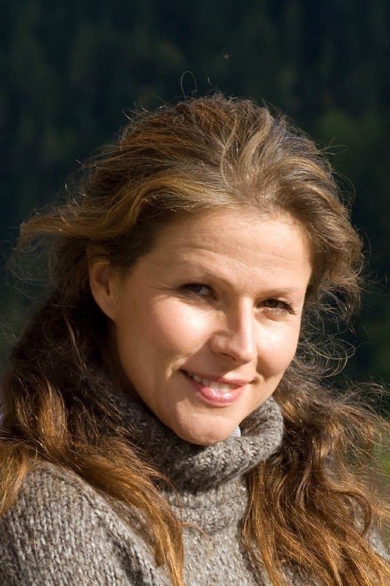 Leonore Capell profile