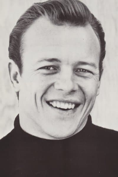 Dar Robinson profile