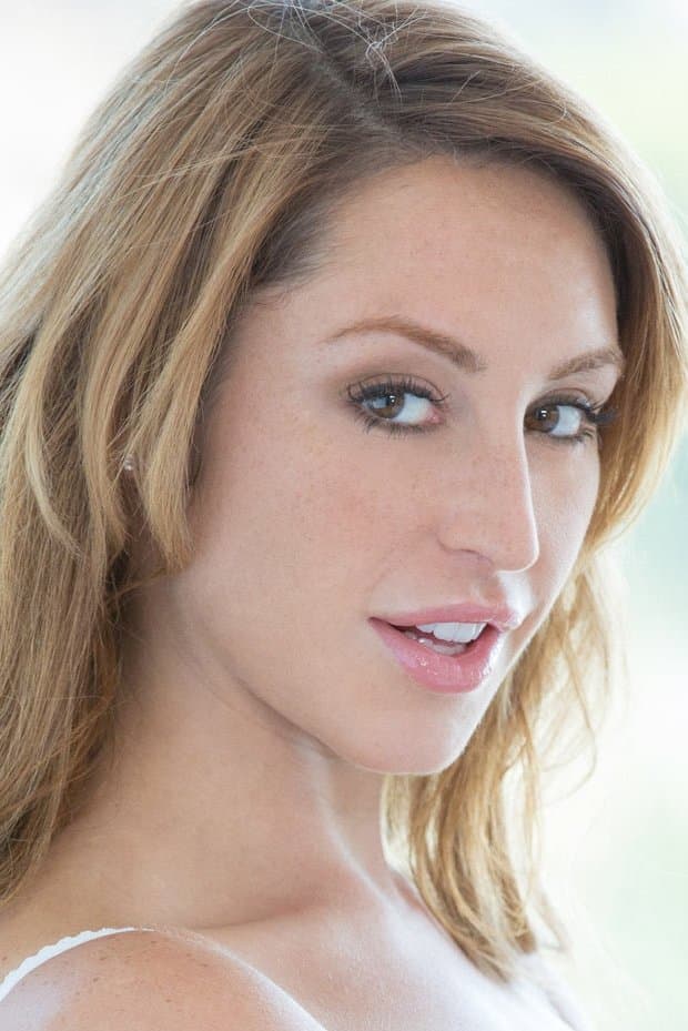 Christiana Cinn profile