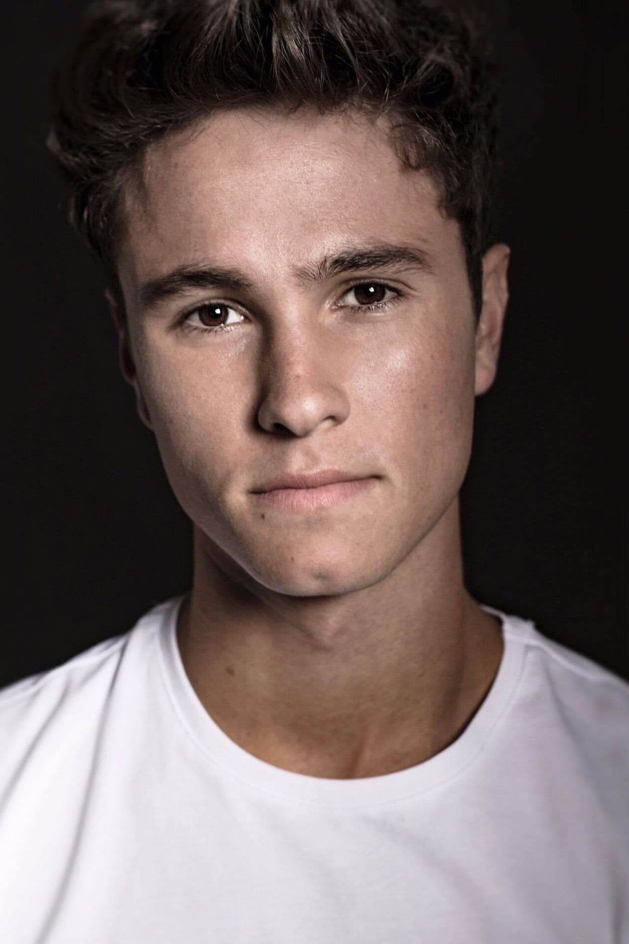 Michael Ronda profile