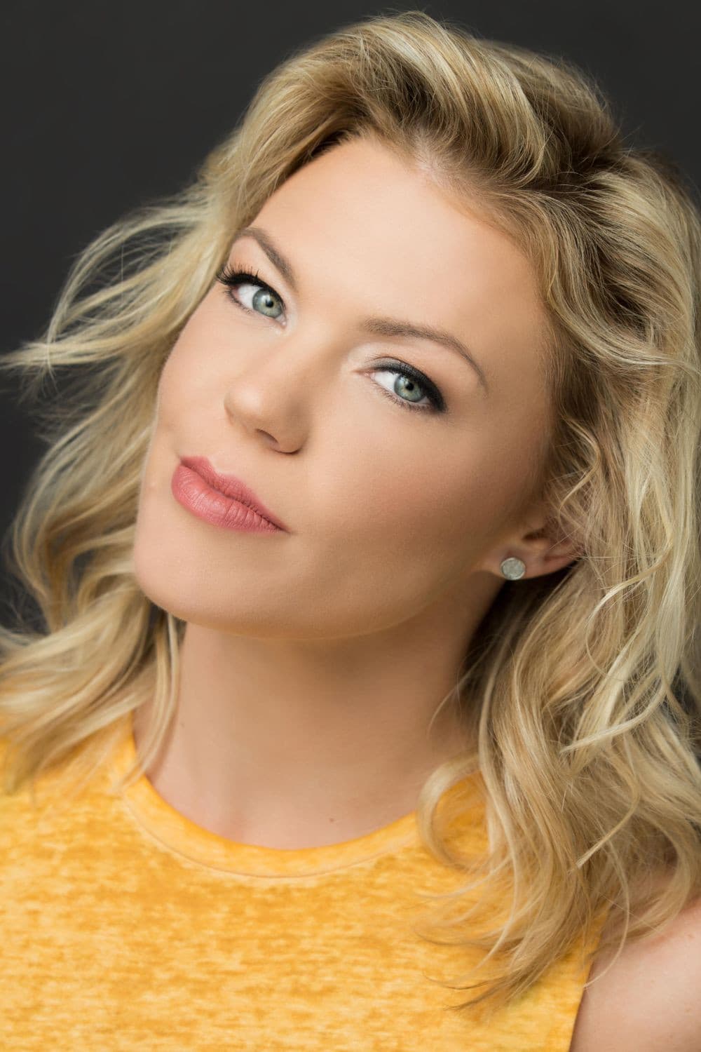 Robyn Hurder profile