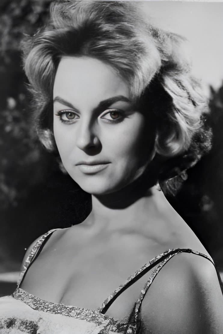 Lucía Prado profile