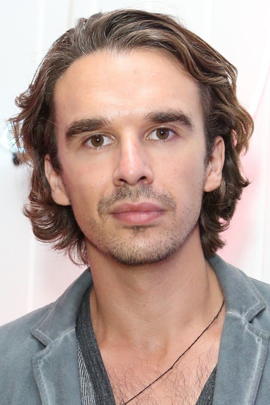 Edward Akrout profile