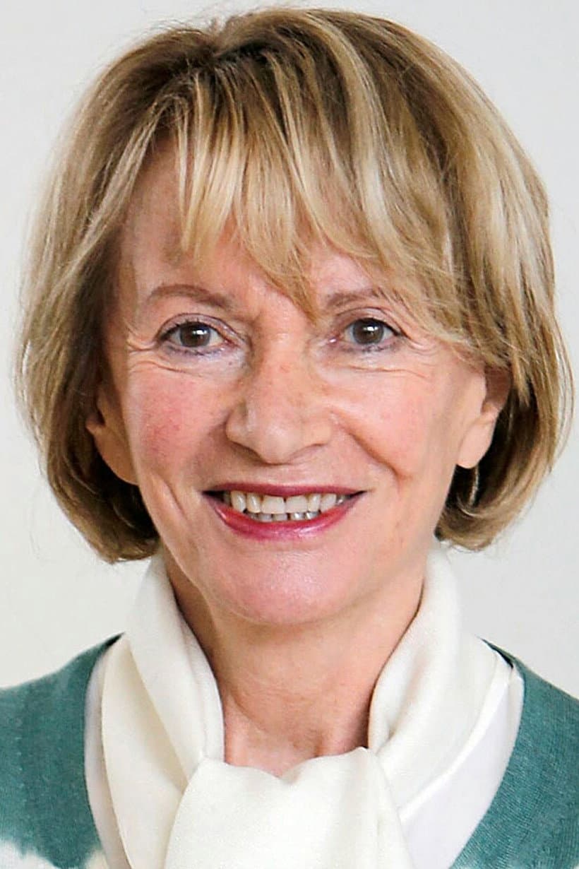 Ève Ruggieri profile