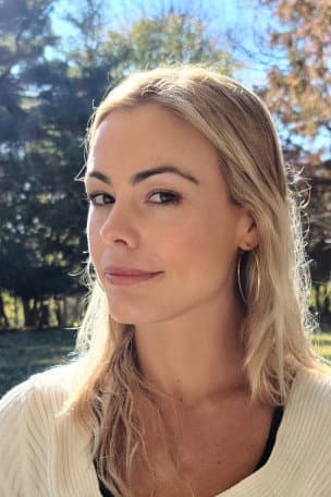 Lola Hocking profile