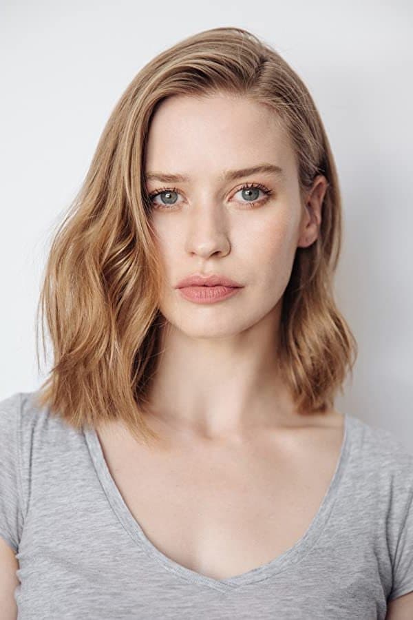 Camille Stopps profile