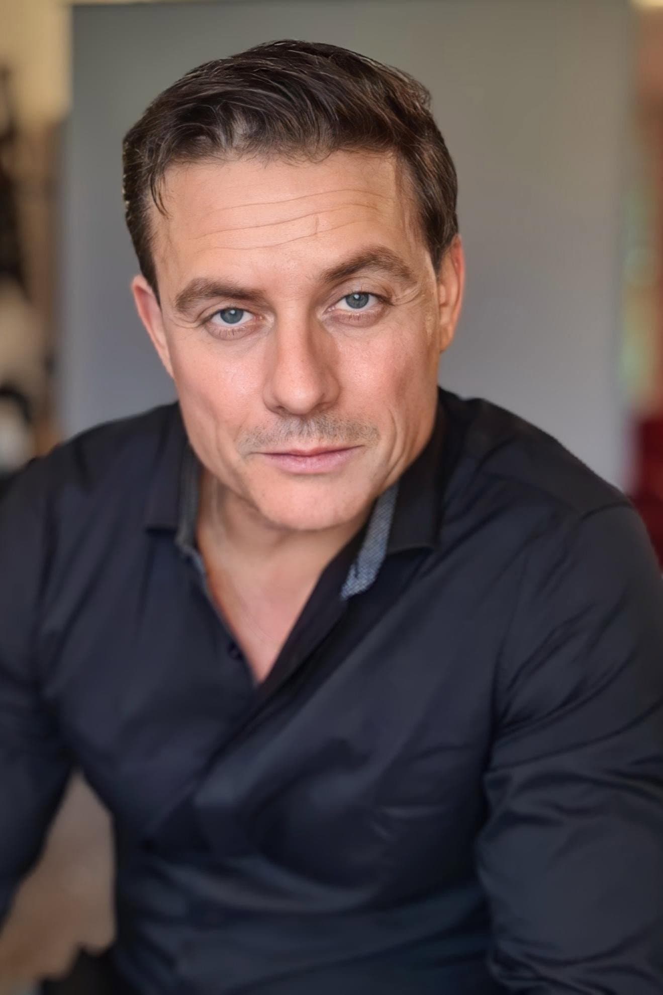 Remo Vinzens profile