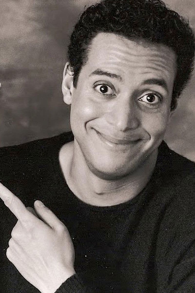 Noel MacNeal profile