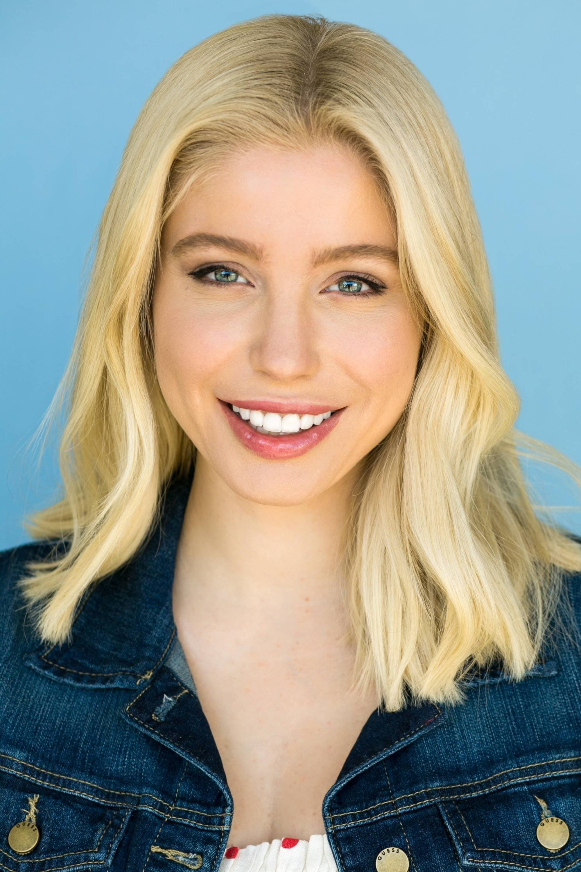 Arielle Raycene profile