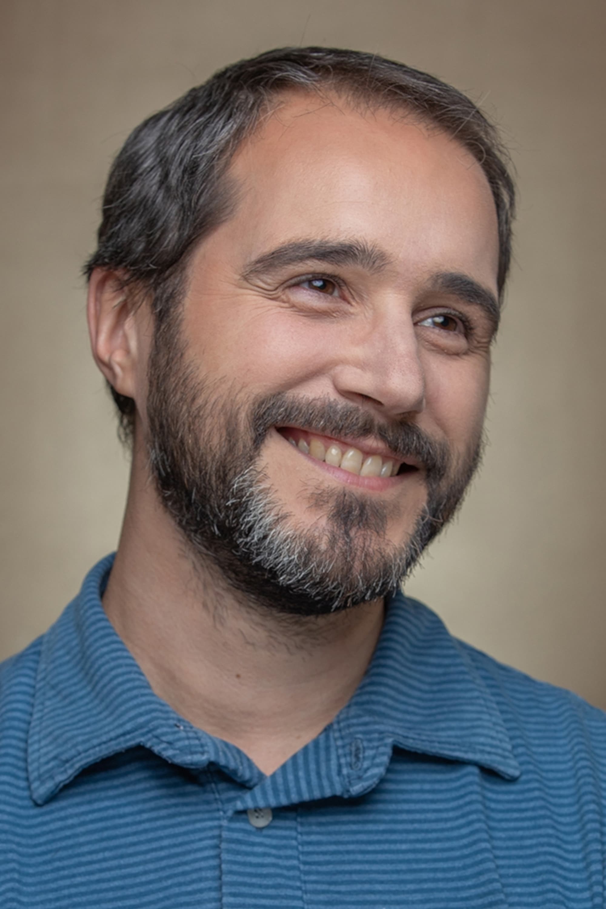 Lucas Santa Ana profile