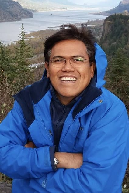 Artemio Abad profile