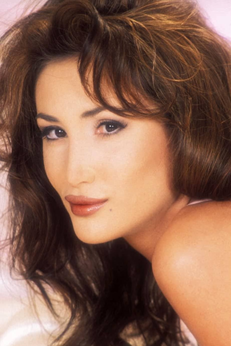 Amy Rochelle profile