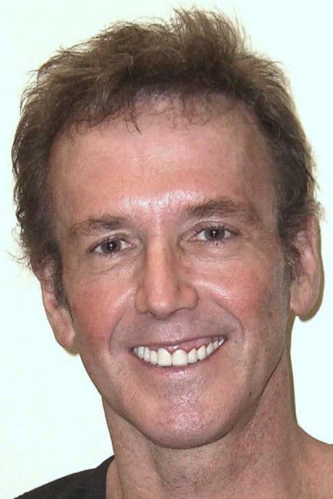 Bill Sienkiewicz profile