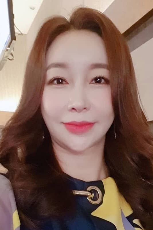 Kim Ji-Hyeon profile