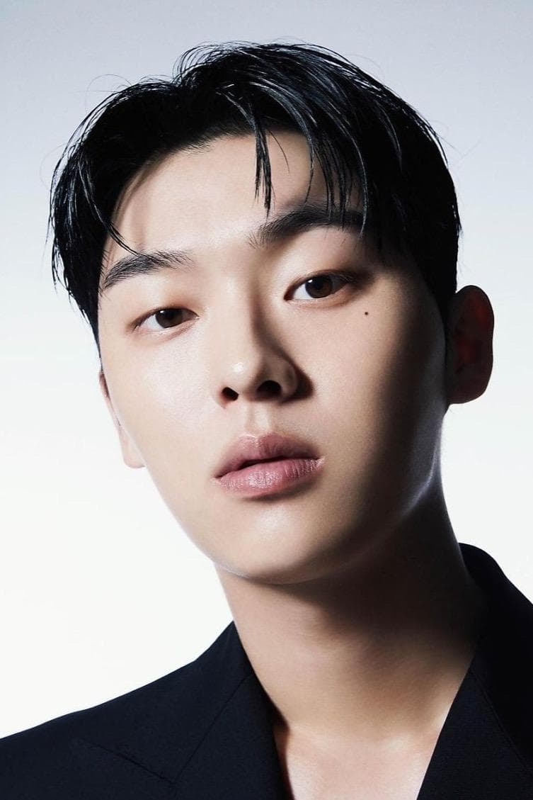 Choi Hyun-wook profile