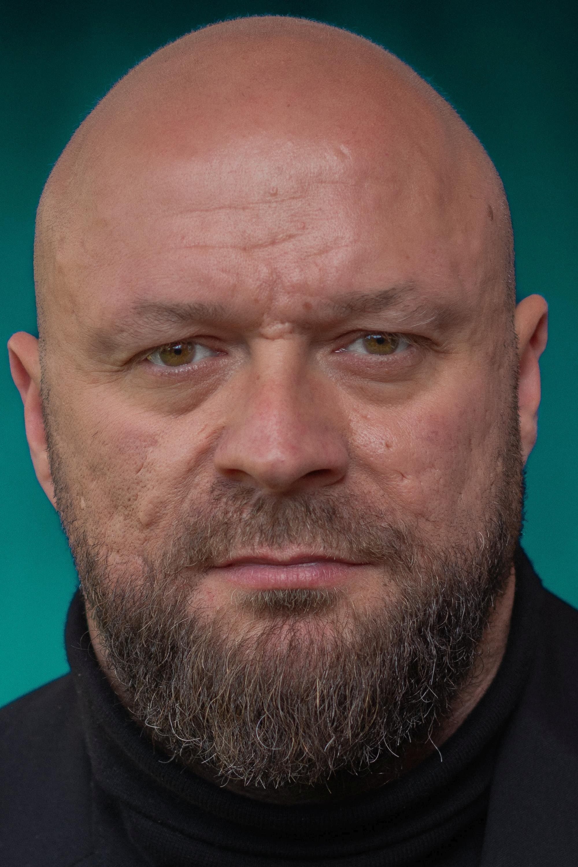 Ewen Weatherburn profile