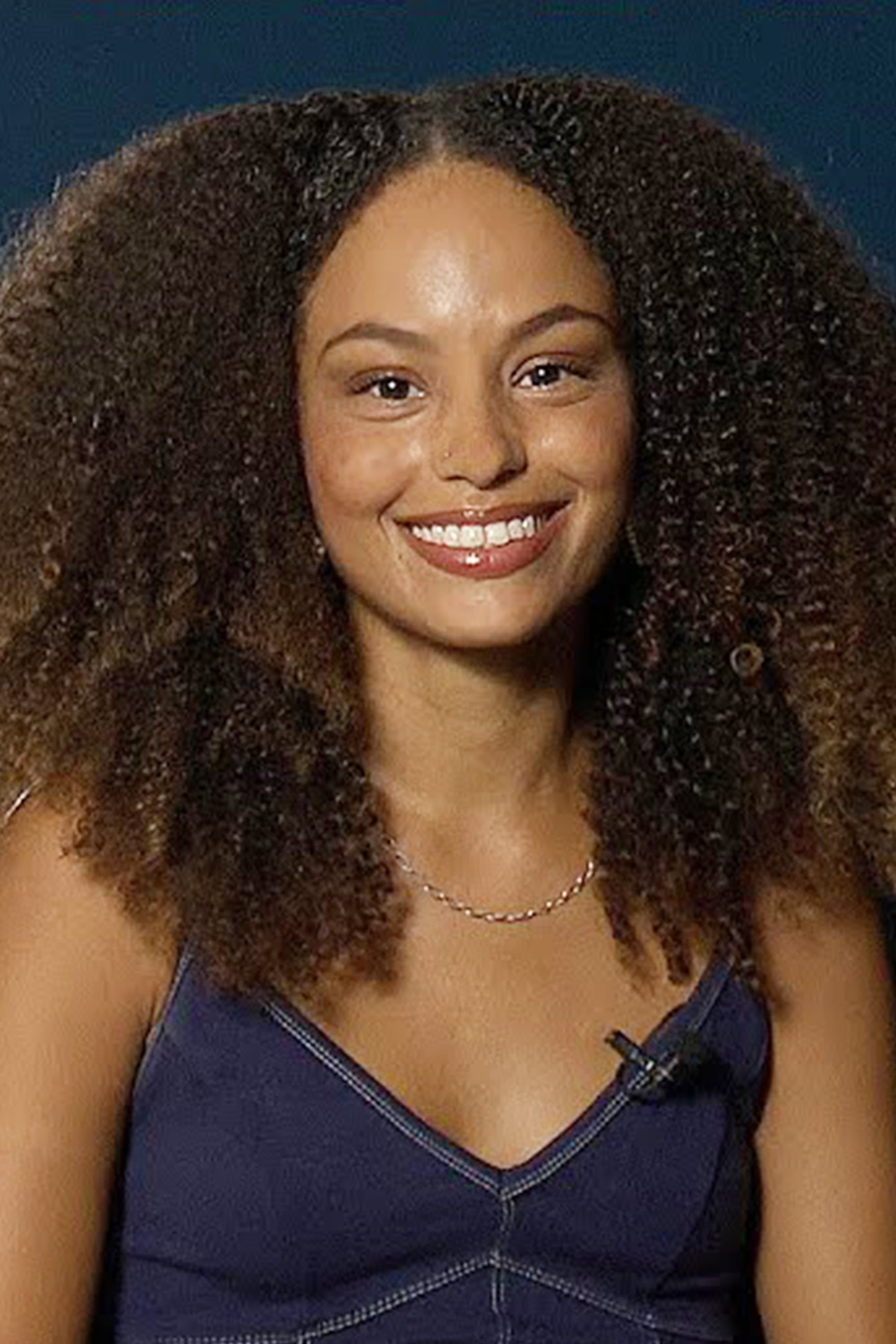 Anielle Paola profile