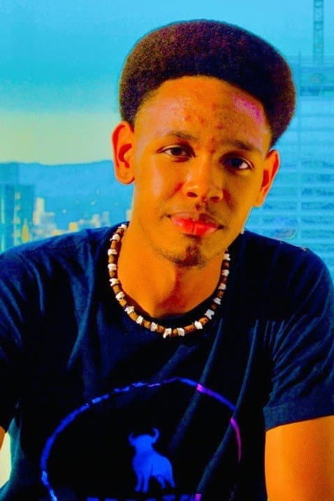 Christian J Smith profile