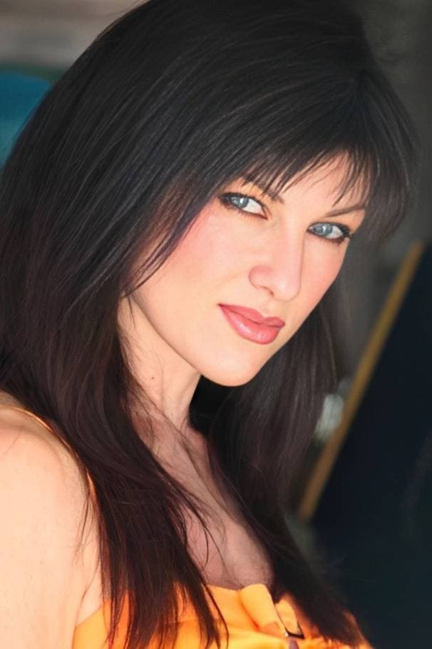 Caroline Ambrose profile