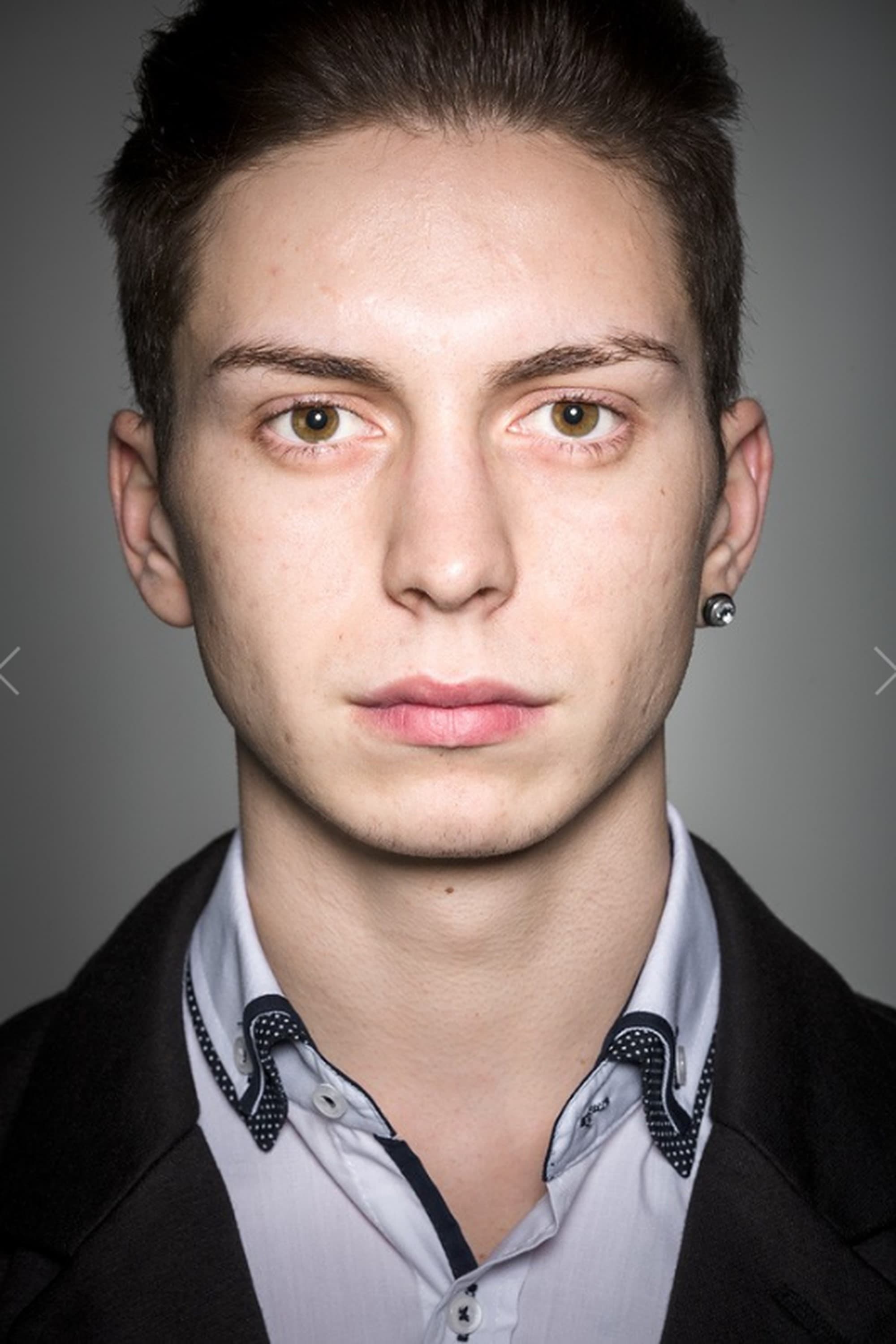 Mihai Comanoiu profile