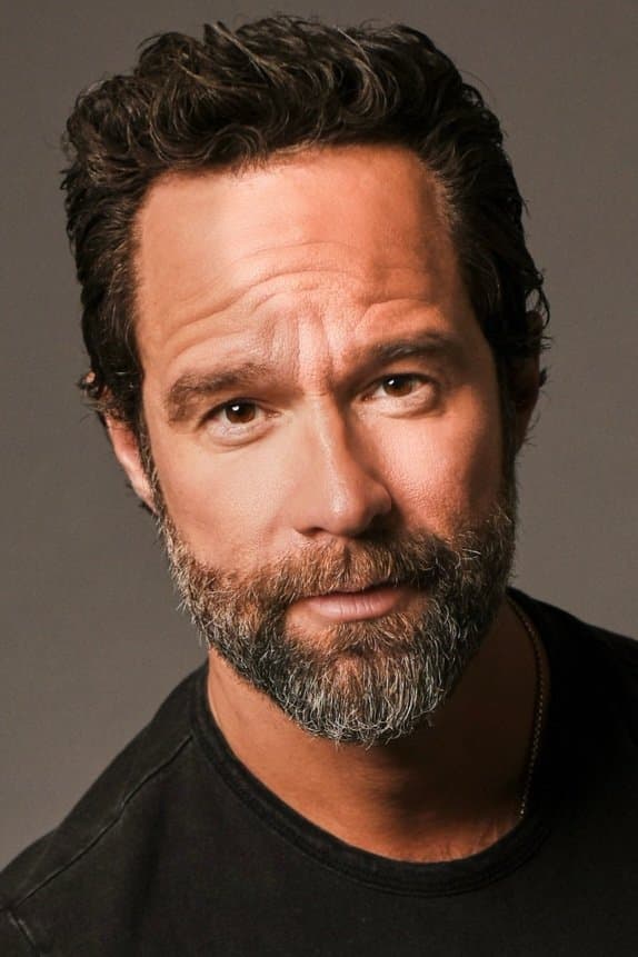 Chris Diamantopoulos profile